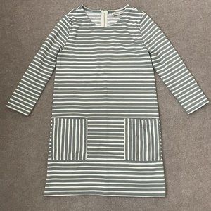 Abercrombie & Fitch Dress Womens XS Stripes Green Cream 3/4 Sleeve Pockets Shift